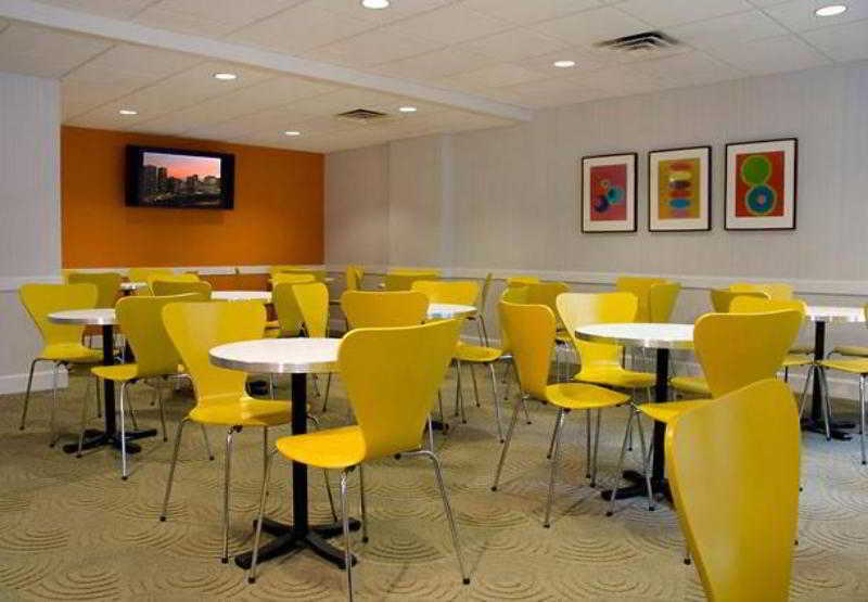 Fairfield Inn And Suites Chicago Downtown/ Magnificent Mile Restaurace fotografie